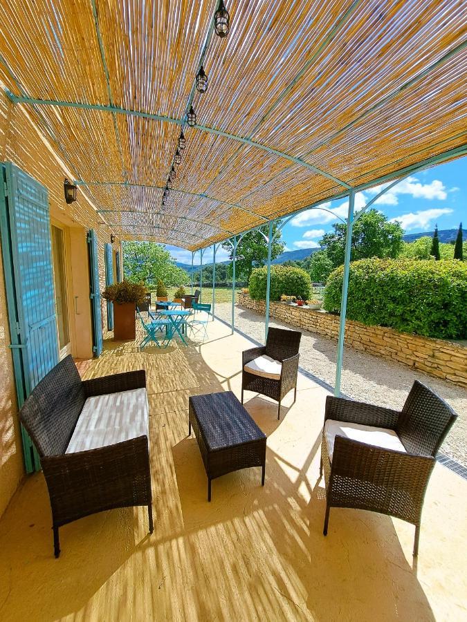 Cante Grillet Gasthuis Lacoste (Vaucluse)